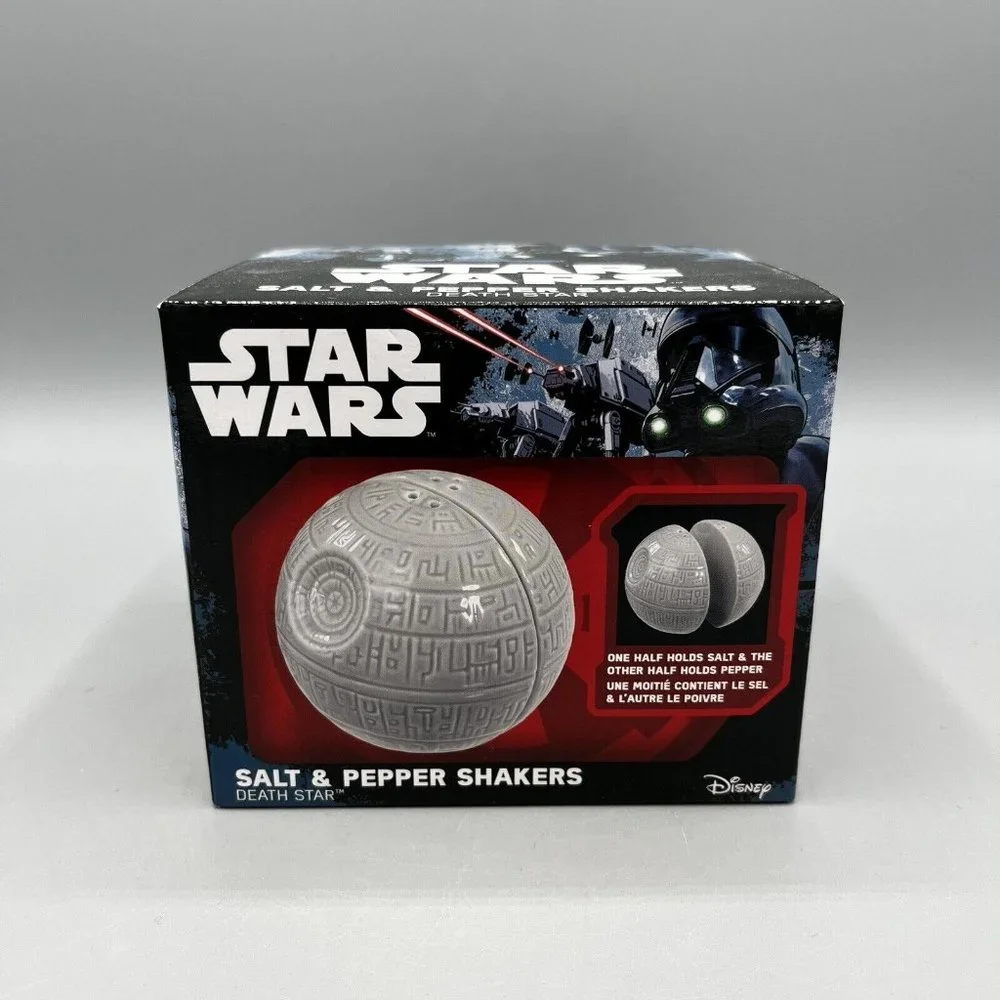 Disney Star Wars Ceramic Death Star Magnetic Salt & Pepper Shakers Lucasfilm - Picture 1 of 9